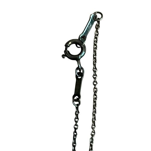 Tiffany & Co. Open Teardrop Elsa Peretti Sterling Silver on 16 in chain - Picture 6 of 8